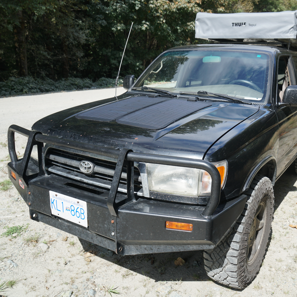1996-2002 toyota 4runner with hood mounted solar panel system from cascadia 4x4