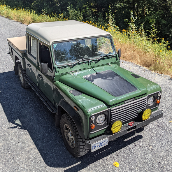 cascadia 4x4 hood bonnet mounted solar panel system for landrover defender