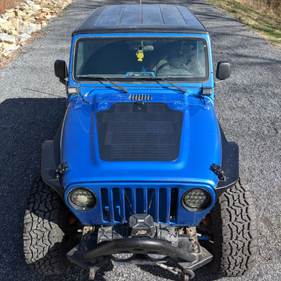 Jeep TJ hood solar panel system by cascadia 4x4